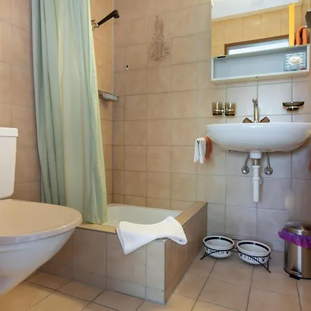 Gravas - Fuer Gaeste Mit Hund Hotel 3*